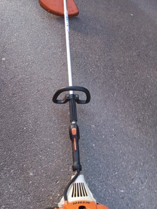 Desbrozadora Stihl FS 90 R + cortasetos
