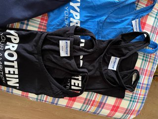 8 Camisetas Myprotein Deportivas (Negro/Azul)
