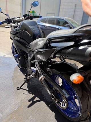 Yamaha FZ6 Naked Negra