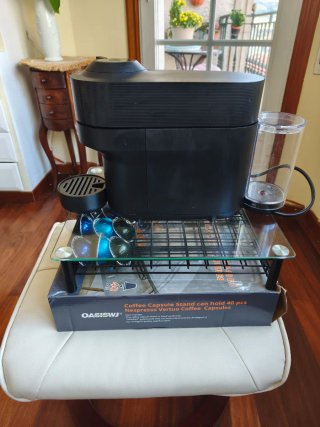 Cafetera Nespresso Vertuo Negra