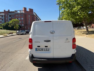 Furgoneta citroen jumpy 2020 en buen estado