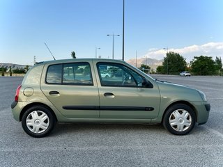 Renault Clio 2003