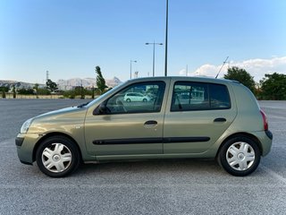 Renault Clio 2003
