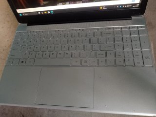 Se vende portatil KUU A8