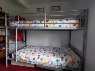 Letto a castello in metallo