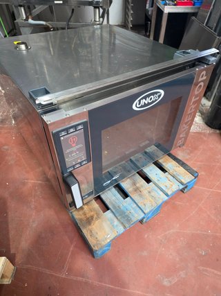 HORNO CONVECCIÓN UNOX BAKERTOP POCO USO