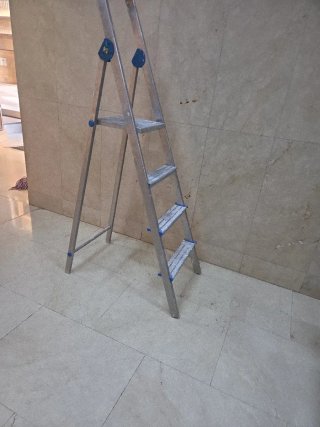Escalera aluminio plegable