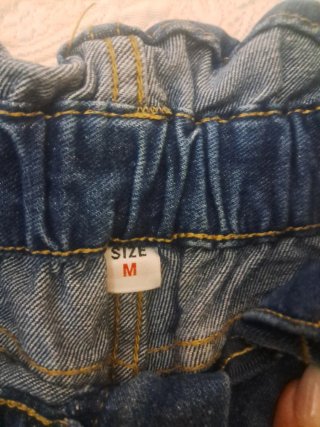 Pantaloncini jeans vita alta
