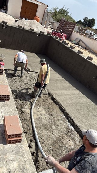 Construcción y reparación de piscinas pools