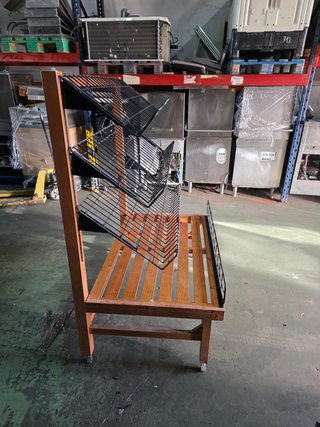 PRECIOSAS ESTANTERÍAS HIERRO MADERA