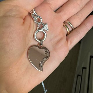 Collana Guess con charm cuore