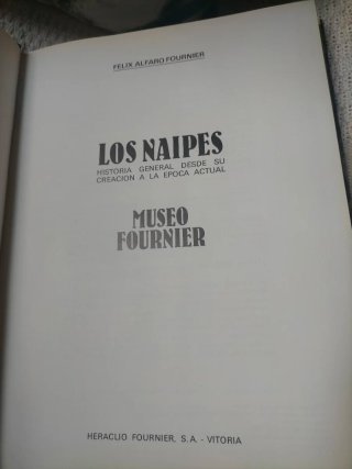 Libro Los Naipes Museo Fournier