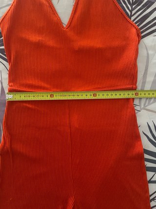 Mono corto Bershka naranja Talla M