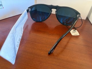 Gafas de sol Persol Polarizadas Negras