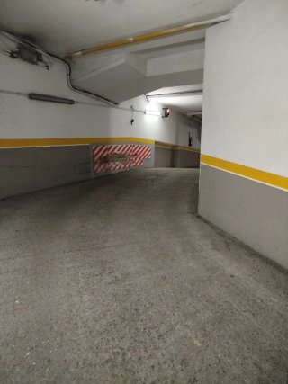 Alquiler o venta plaza de garaje para coche y dos