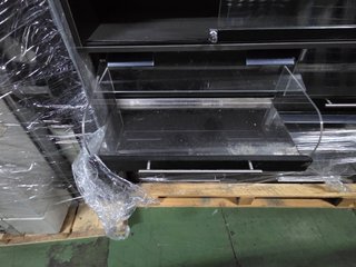 Preciosos muebles cajón negros