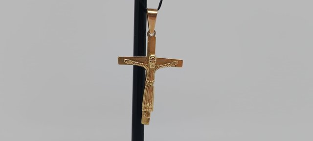 J-0880 Colgante Cruz Oro 18K