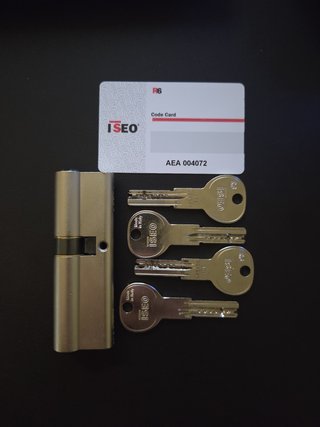 Bombín ISEO R6 40-55 Leva Larga + 3 Llaves