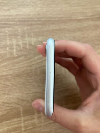 iPhone SE 2020 Batería 100%