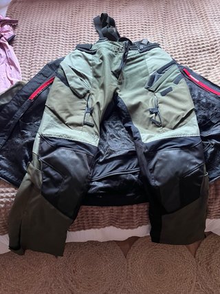 Chaqueta y pantalón Alpinestars Andes V3 talla L
