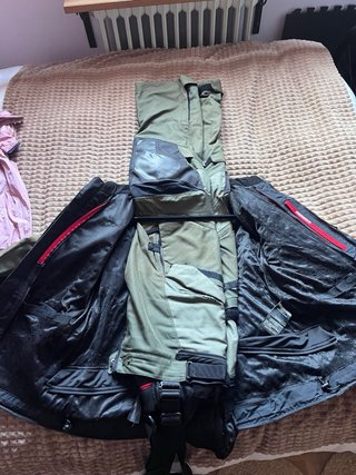 Chaqueta y pantalón Alpinestars Andes V3 talla L