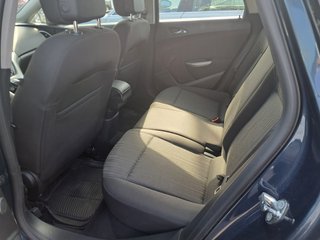Opel Astra 2012