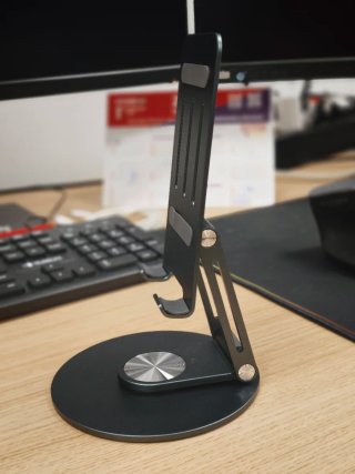 Soporte Móvil Ajustable Metálico