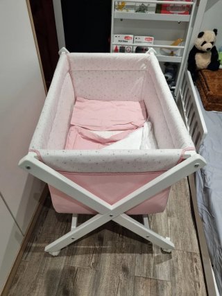 Minicuna madera blanca con ruedas