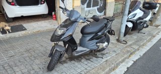 Piaggio Typhoon Scooter Negra/Gris 125