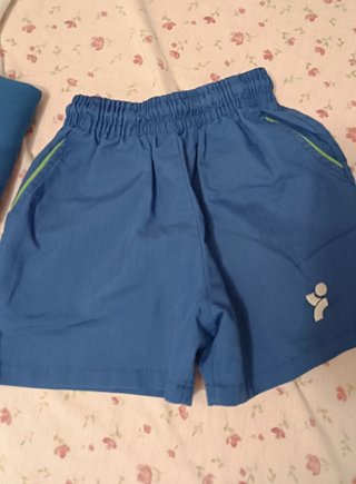 Lote Uniforme Infantil Teresianas. Tallas 2, 3 y 4