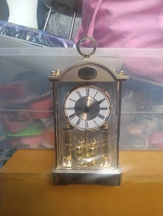 Reloj de sobremesa CITIZEN
