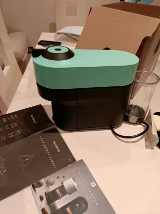 Cafetera Nespresso Vertuo Pop