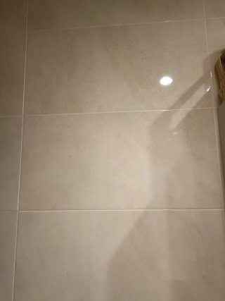 Caja de azulejos Gres Porcellanato.Interesados rec