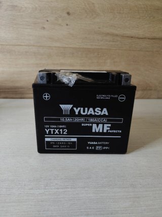 Batería de moto 12V 10Ah - YUASA
