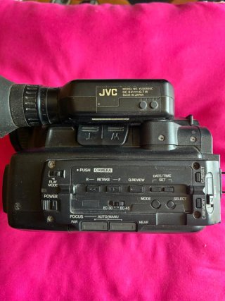 Videocámara JVC Compact VHS GR-AX2