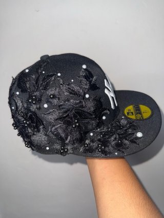 Cappello New Era Custom Nero con Fiori