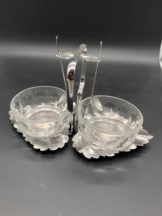 Salsera de cristal y metal