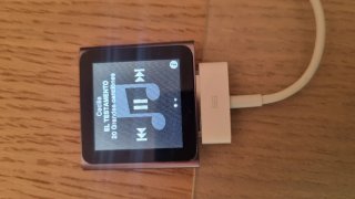 iPod Nano 6ª Gen 8GB Gris Espacial + Caja