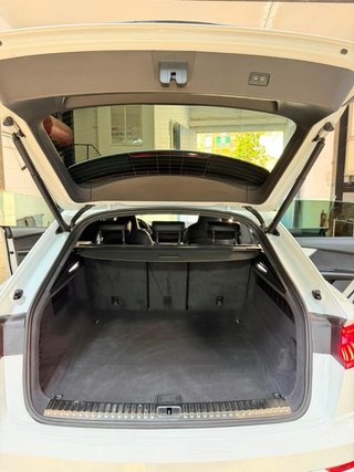 Audi SQ8 2023
