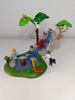 Playmobil Cascada con Niñas y Animales