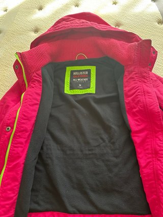 Chaqueta de nieve Hollister rosa fucsia