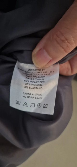 Traje falda y chaqueta gris T 38+42