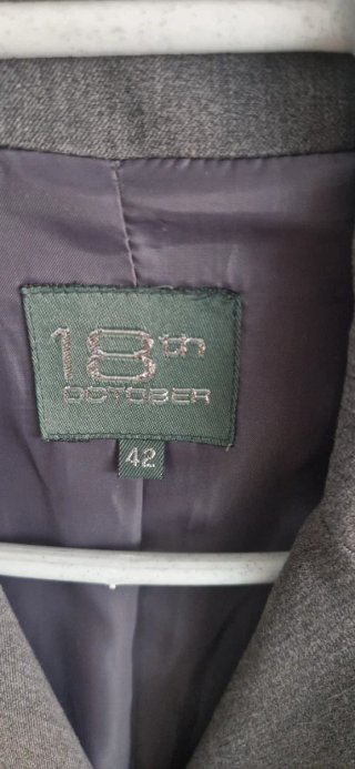 Traje falda y chaqueta gris T 38+42