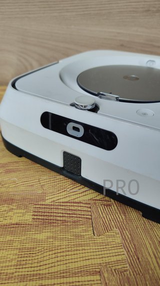 Robot friegasuelos, Pulverizador de Chorro a presión