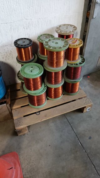 Bobines de cable per bobinar motors, varies mides