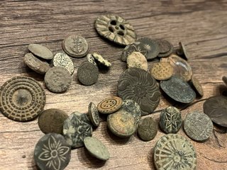 Lote de botones antiguos variados