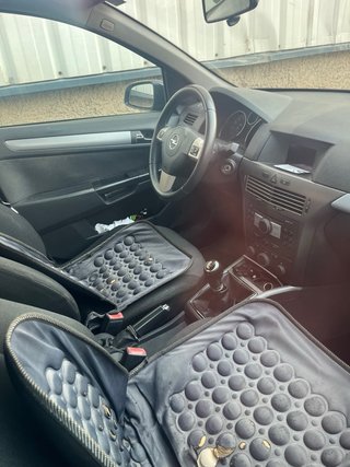 Opel Astra 2004