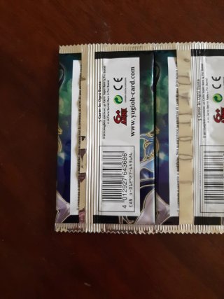 Bustine Yu-Gi-Oh! Ombre nel Valhalla
