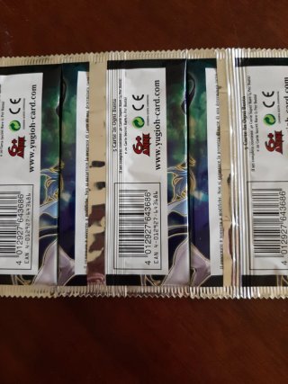 Bustine Yu-Gi-Oh! Ombre nel Valhalla