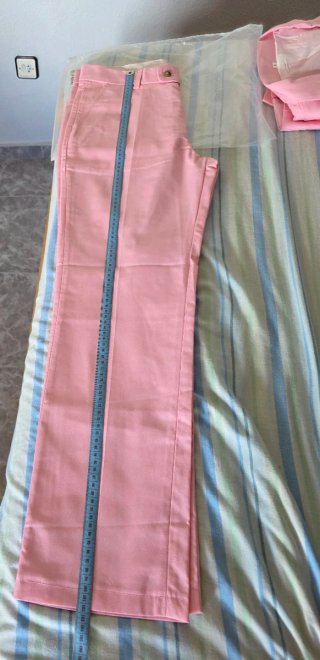 Traje de hombre rosa